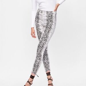 ZARA Stretch Skinny Jeans